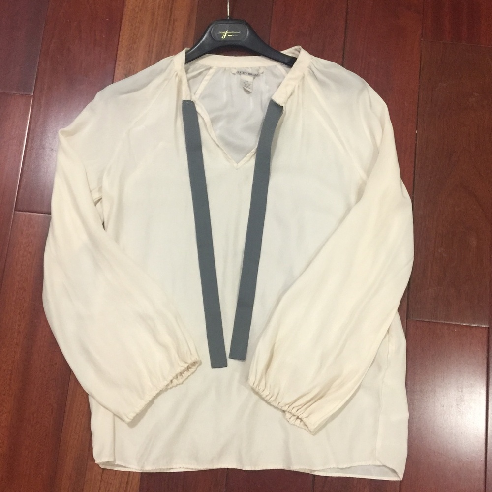 🔴SALE! 100% Silk Lucky Brand Blouse